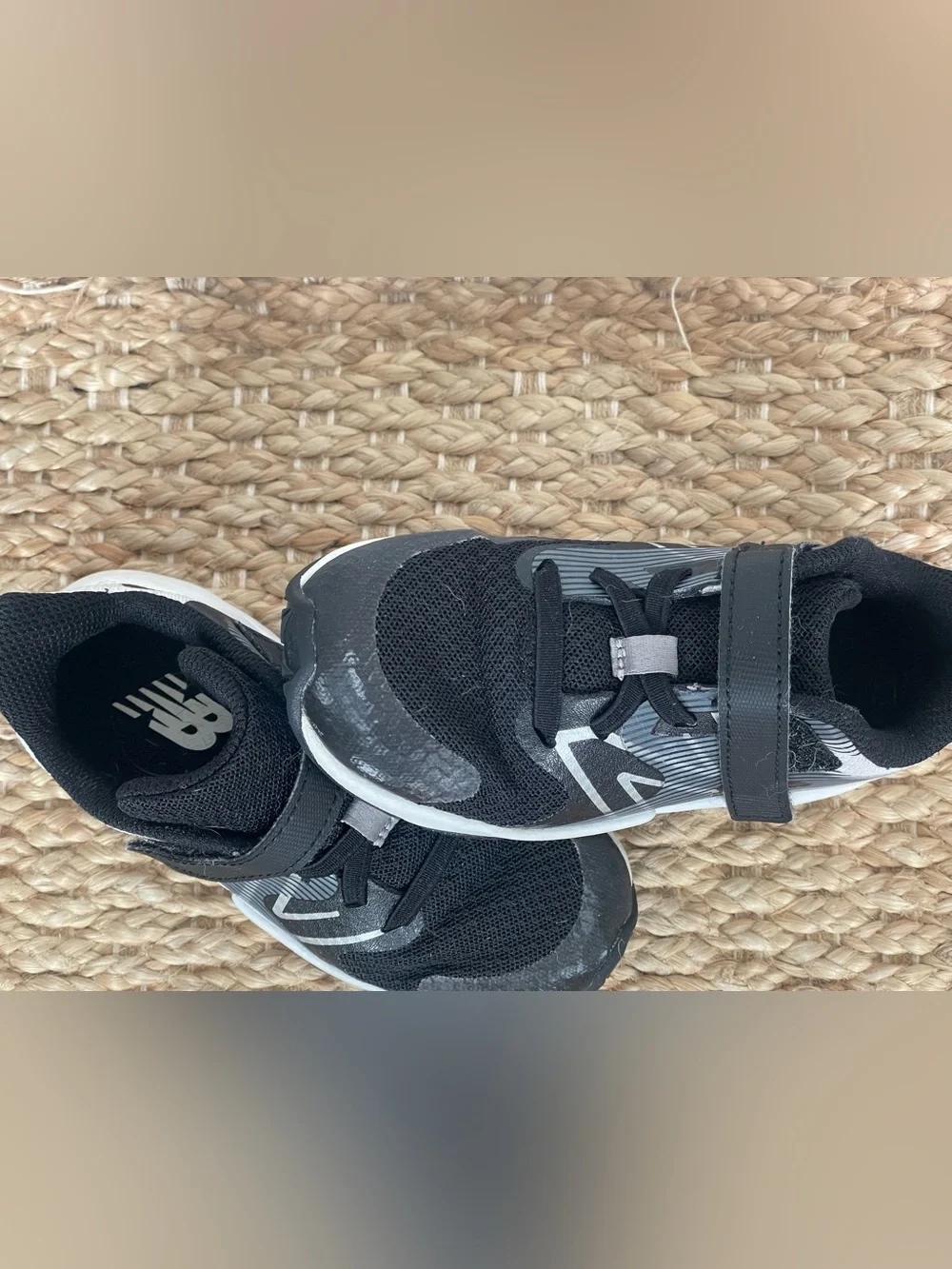 New Balance Kids Black and White Velcro Sneakers Athletic Sporty Casual